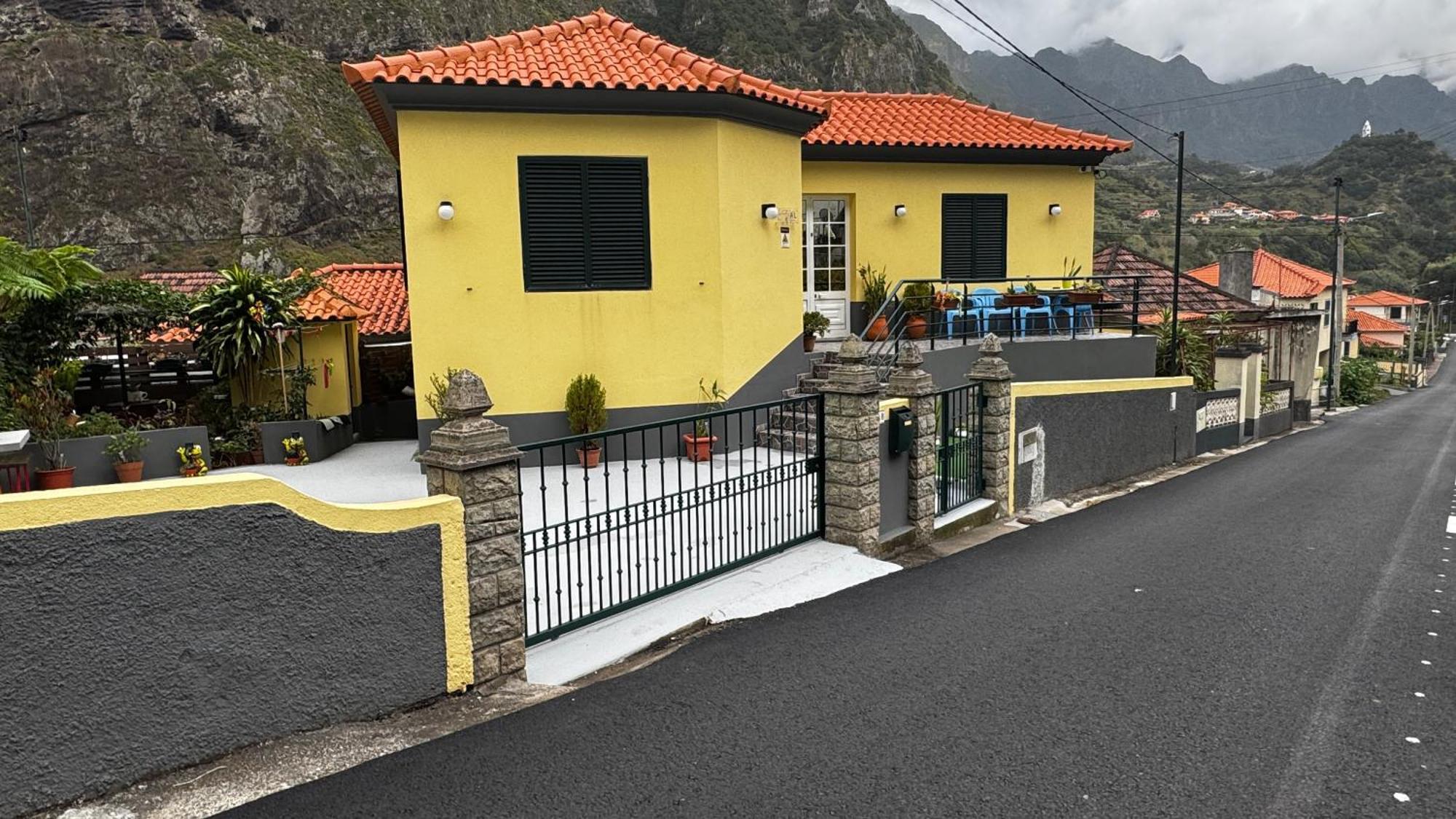 Terra Cha Cottage,Feel Home, Sao Vicente  Bagian luar foto